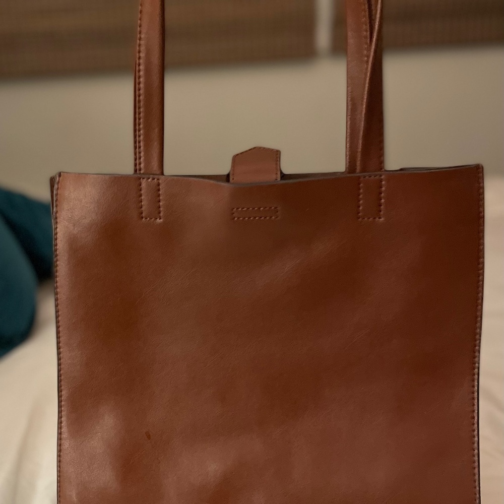Banana Republic leather tote